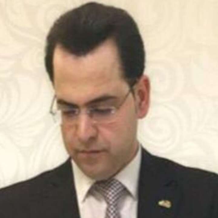 دکتر امیر کشاورز